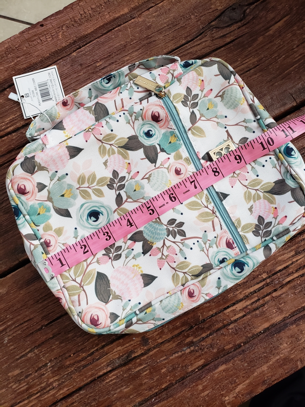 Mary Square Peach Floral Bible Cover - Picture 7 of 8